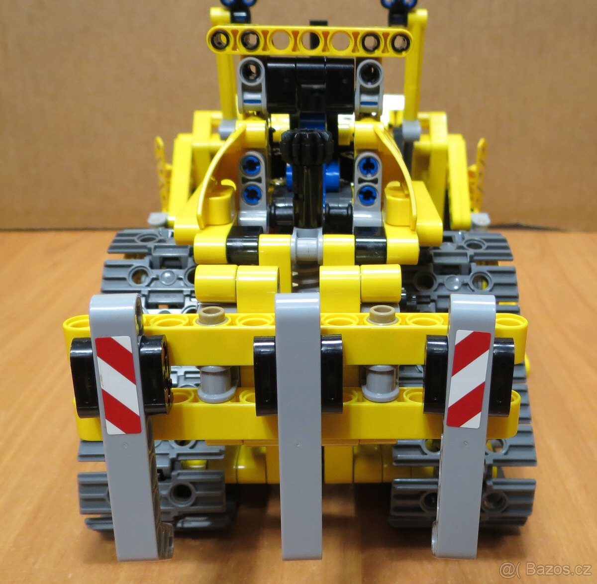 LEGO 42028 Buldozer - 6