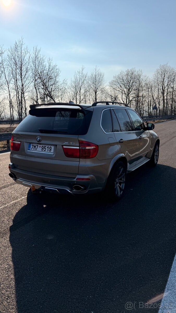 BMW X5 E70 3.0d M-paket - 6