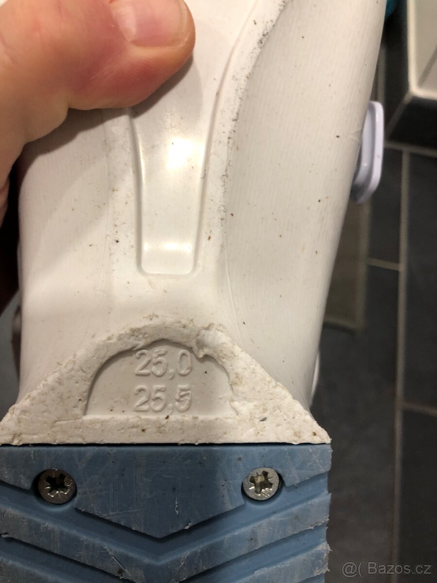 Atomic Hawx Girl 4 25-25,5 - 6