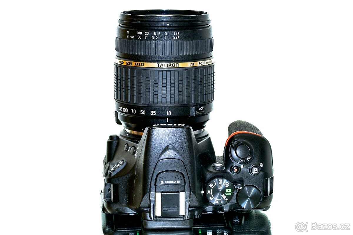 Nikon D5600 + Tamron 18-200mm + 16GB + stativ + brašna - 6