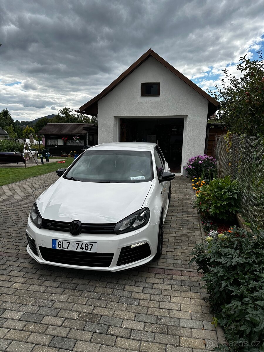 Volkswagen Golf R 2.0TSi 230kW 4x4 - 6