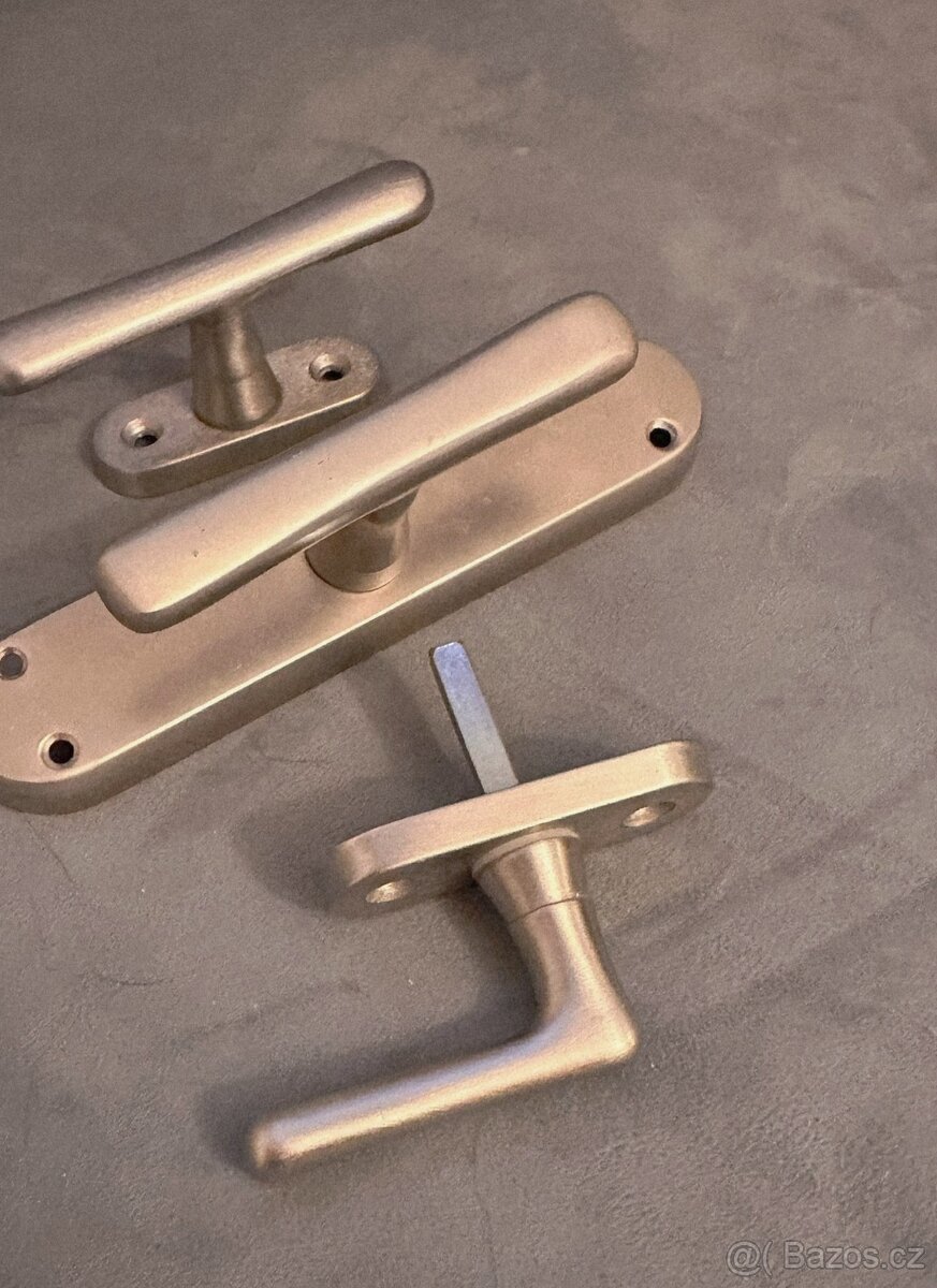 Okenni kovani 12ks - 6