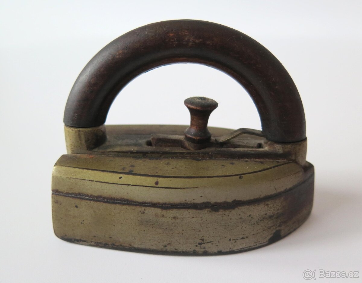 Staré žehličky - 6