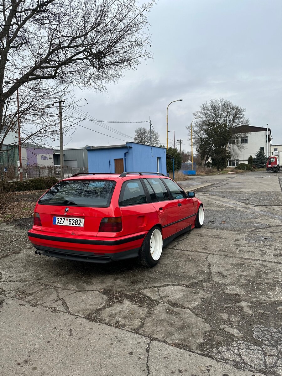 Bmw e36 touring - 6