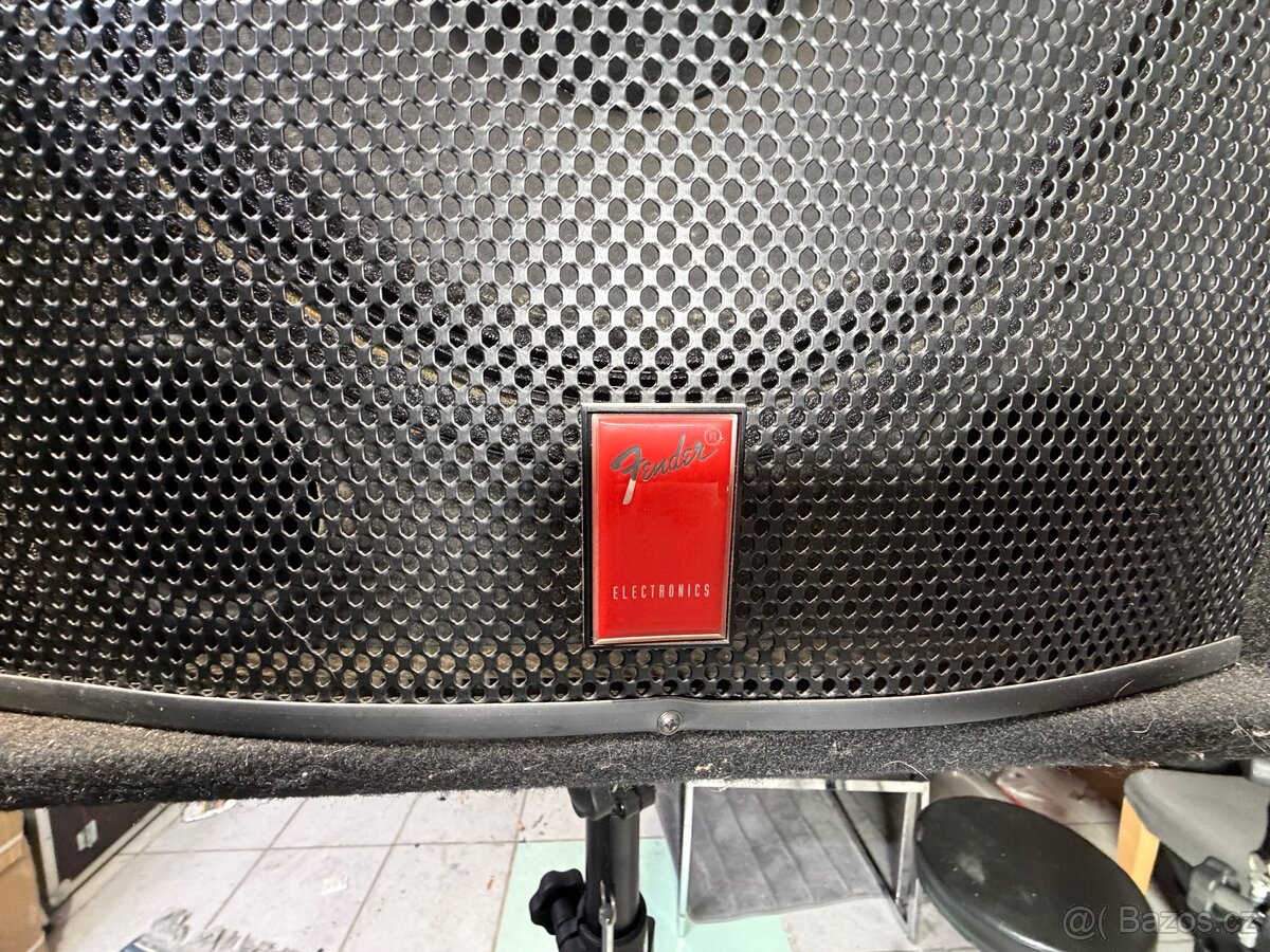 Fender 115-ELC - Carpeted - 6