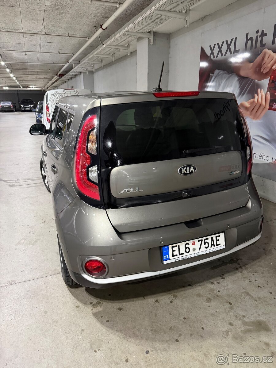 Kia Soul Ev - 6