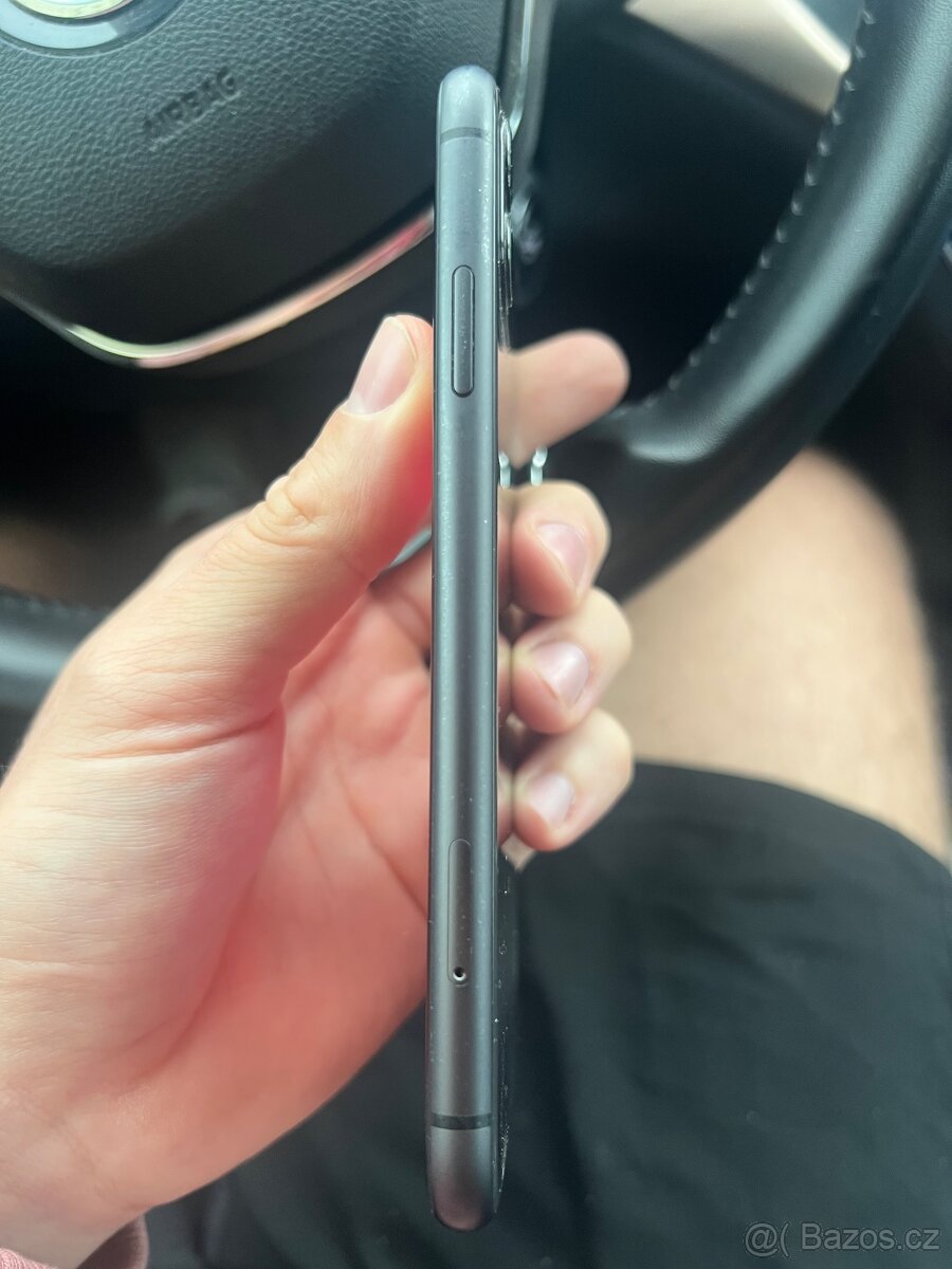 IPhone 11 64GB - 6