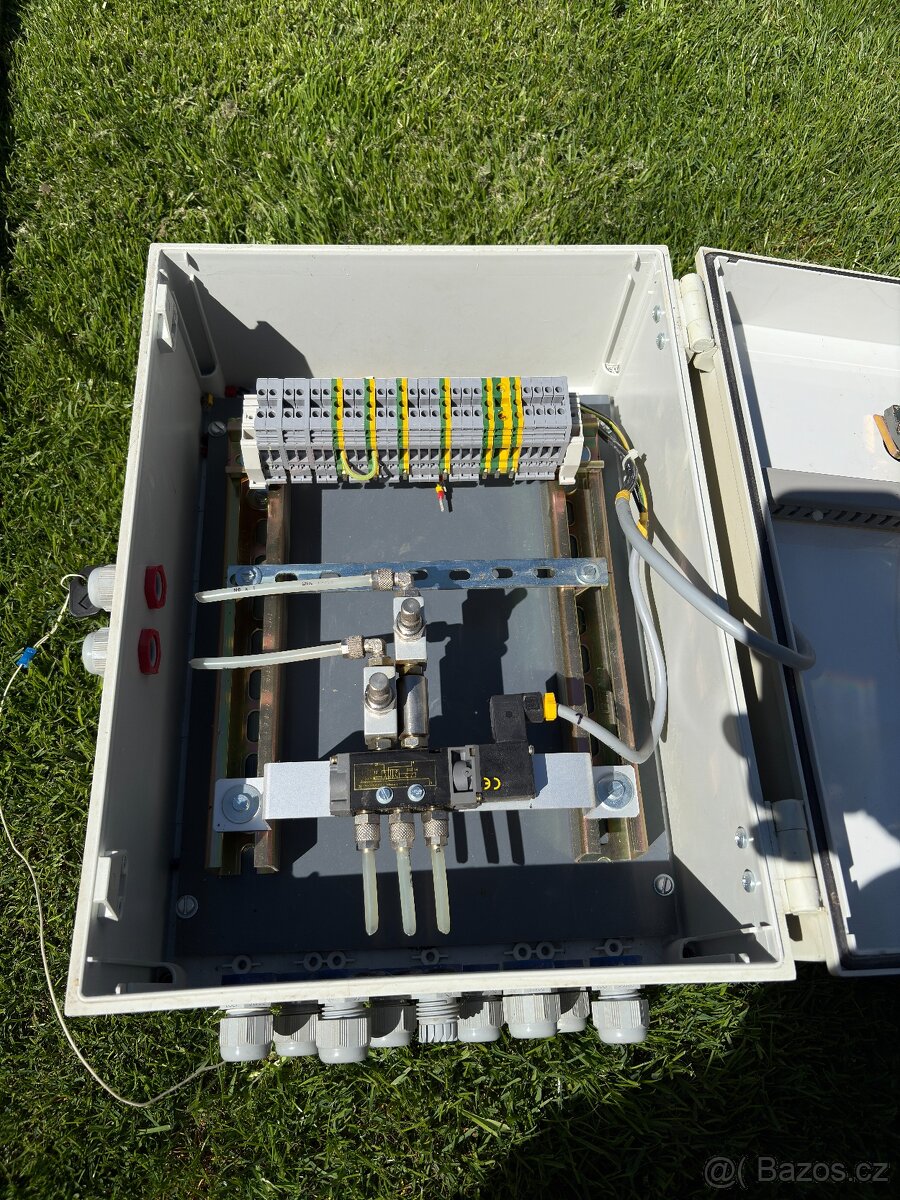 Joucomatic vzduchové pneum. nerezové pístnice s rozvaděčem - 6