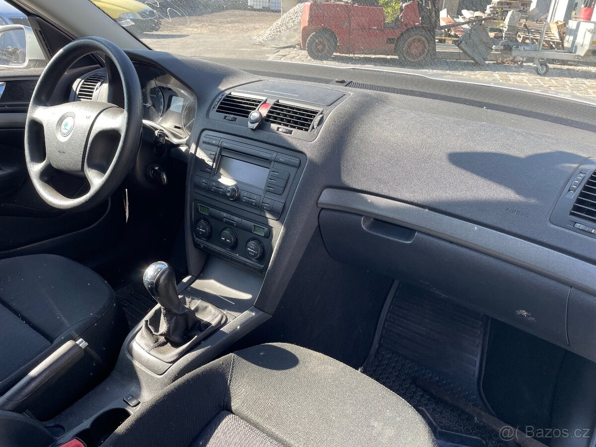 Škoda Octavia 2 1,9tdi BXE 150tis najeto veškeré díly - 6