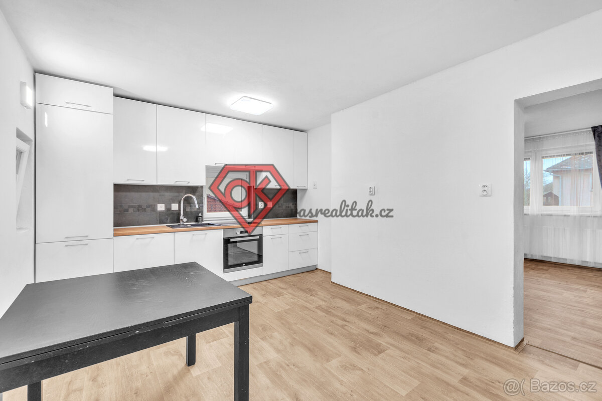 PRODEJ - rodinný dům v Borohrádku - 6