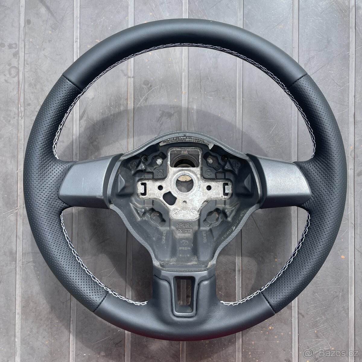 Vw Polo 6R/Caddy nový kožený volant - 6