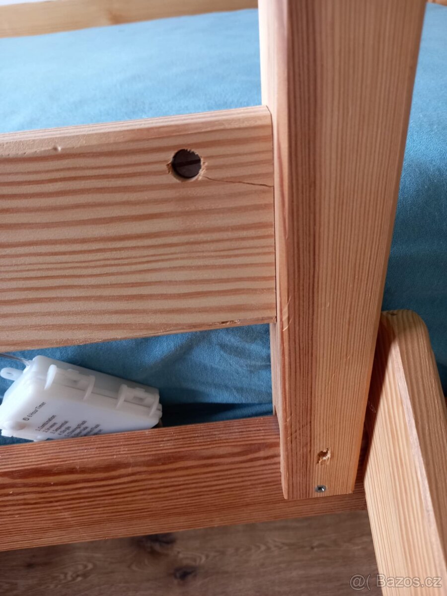 Postel se skluzavkou - 6