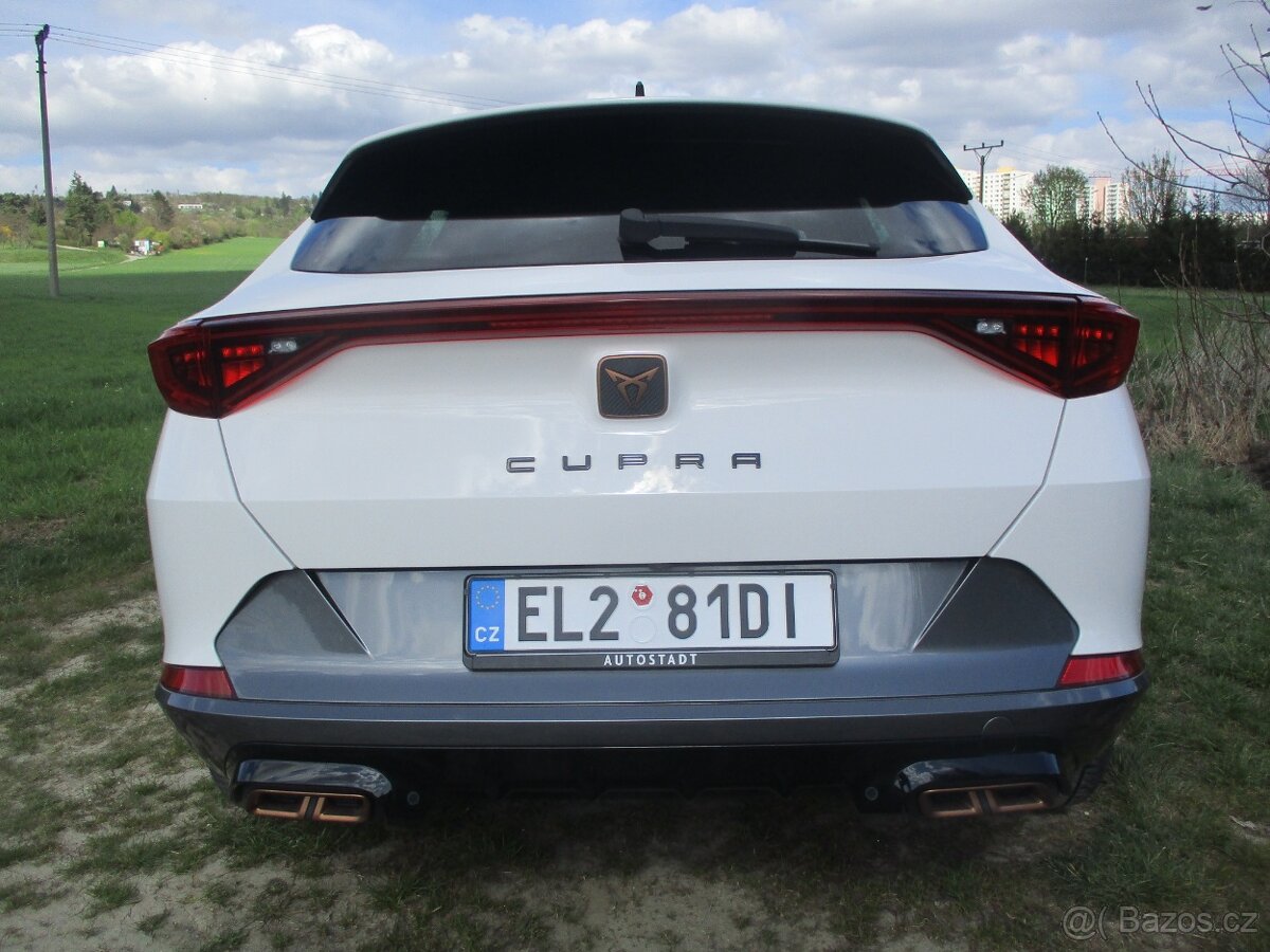 Cupra Formentor 1.4 e HYBRID VZ 245PS DSG 12/2022 - 6