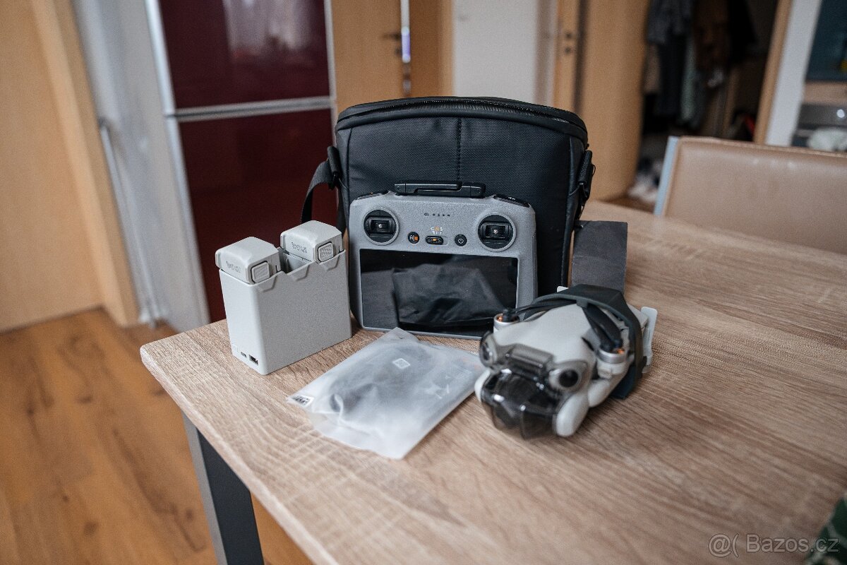 DJI Mini 4 Pro Fly More Combo (DJI RC2) - 6