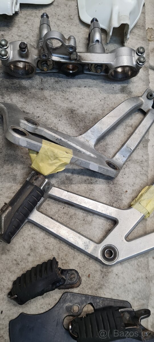 Afrika twin 750 díly - 6