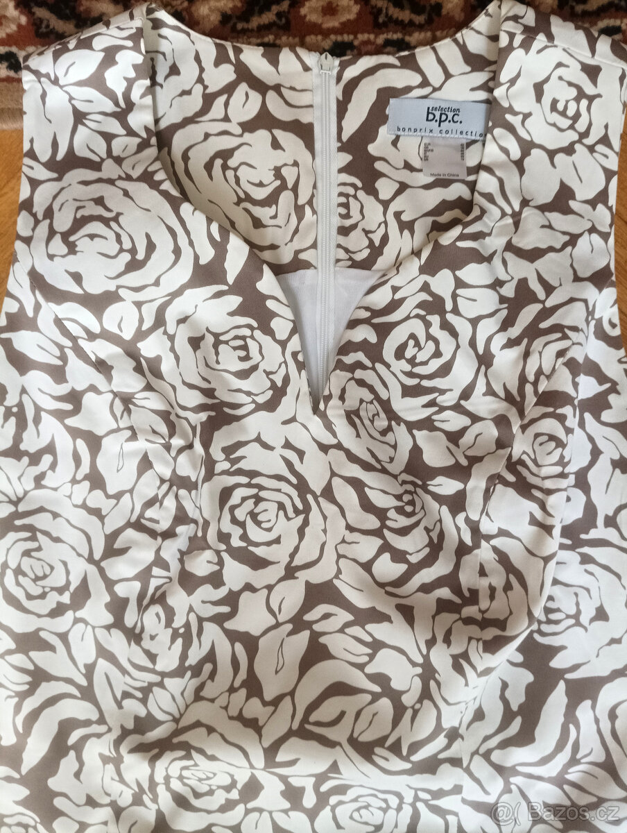 Pouzdrové šaty - 6