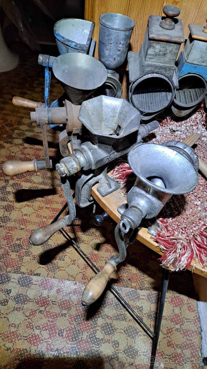 Staré sběratelské mlýnky na kávu - 6