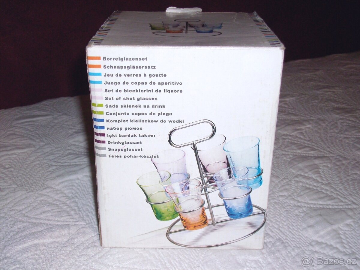 sada skleniček ve stojánku, poklice a forma na řepánky - 6