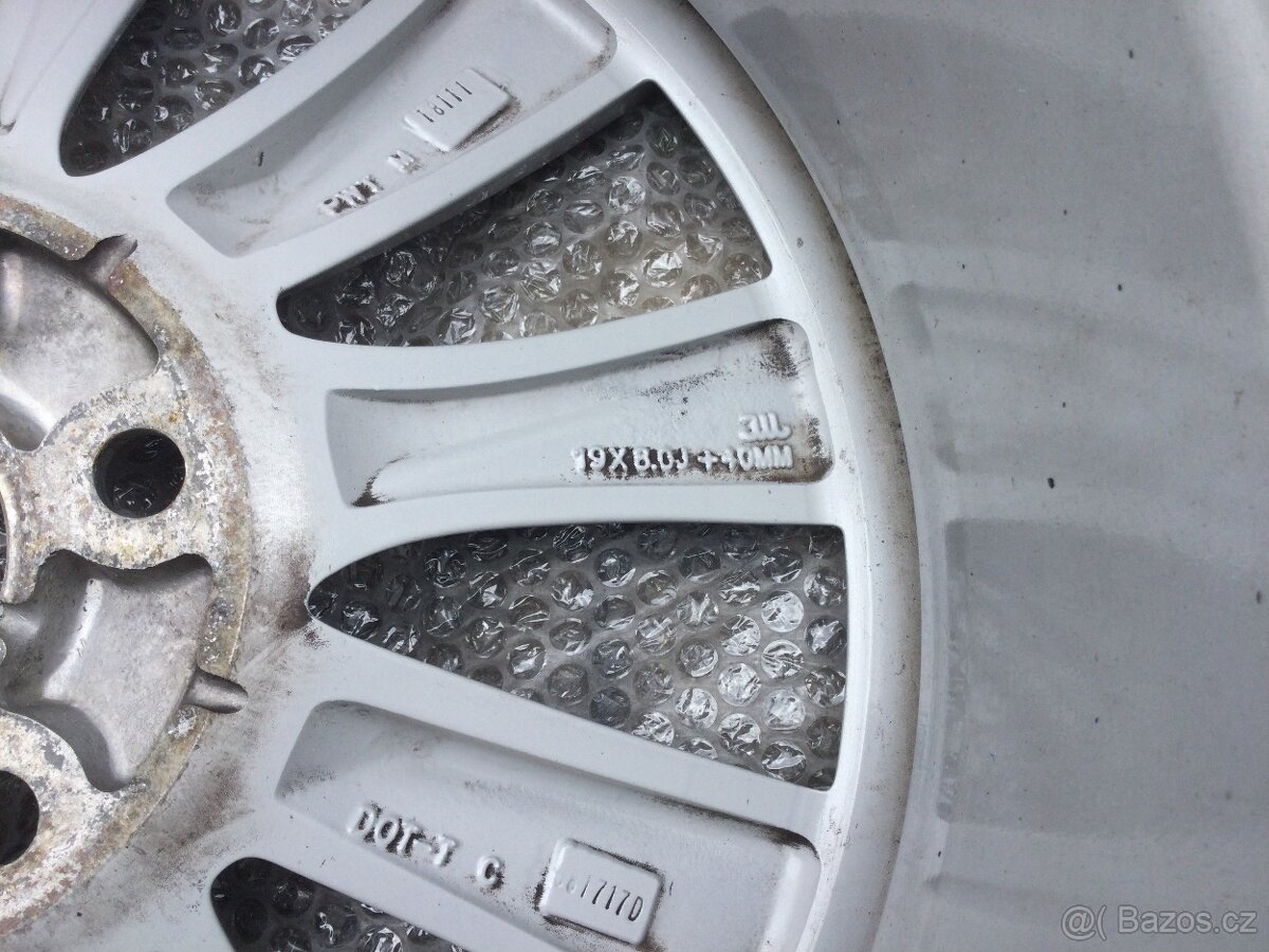 Tesla model S disky 19x8.0J - 6