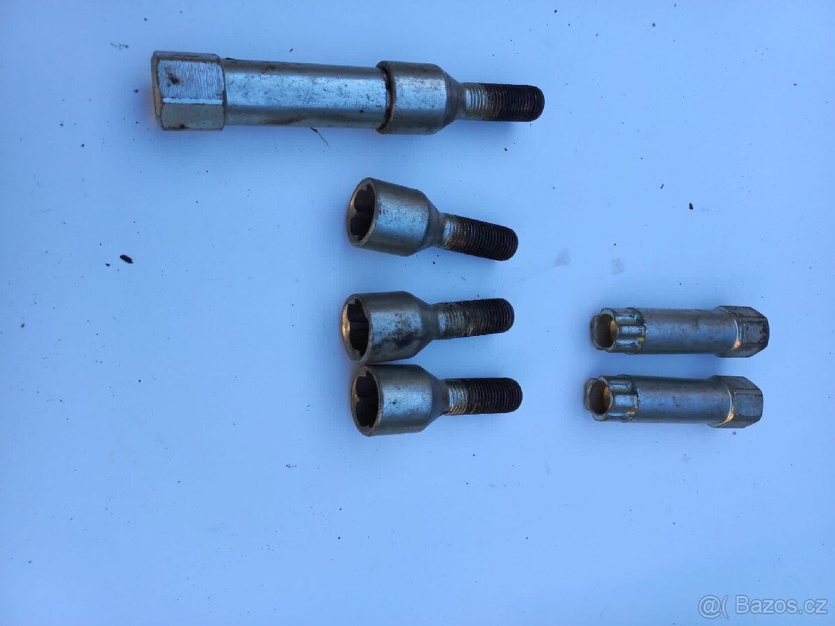 Pojistné šrouby - 6