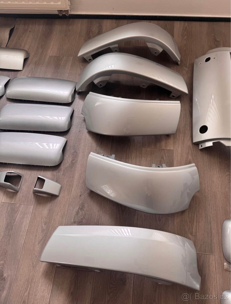 VOLVO E5/E6 lakované díly - 6