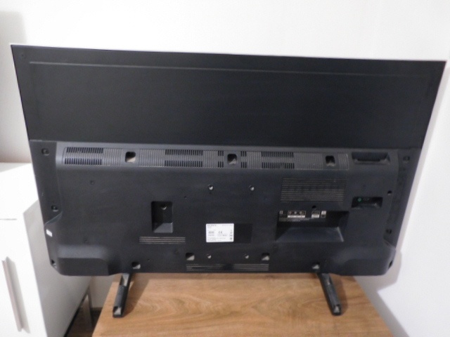 TV SONY - BRAVIA - 6