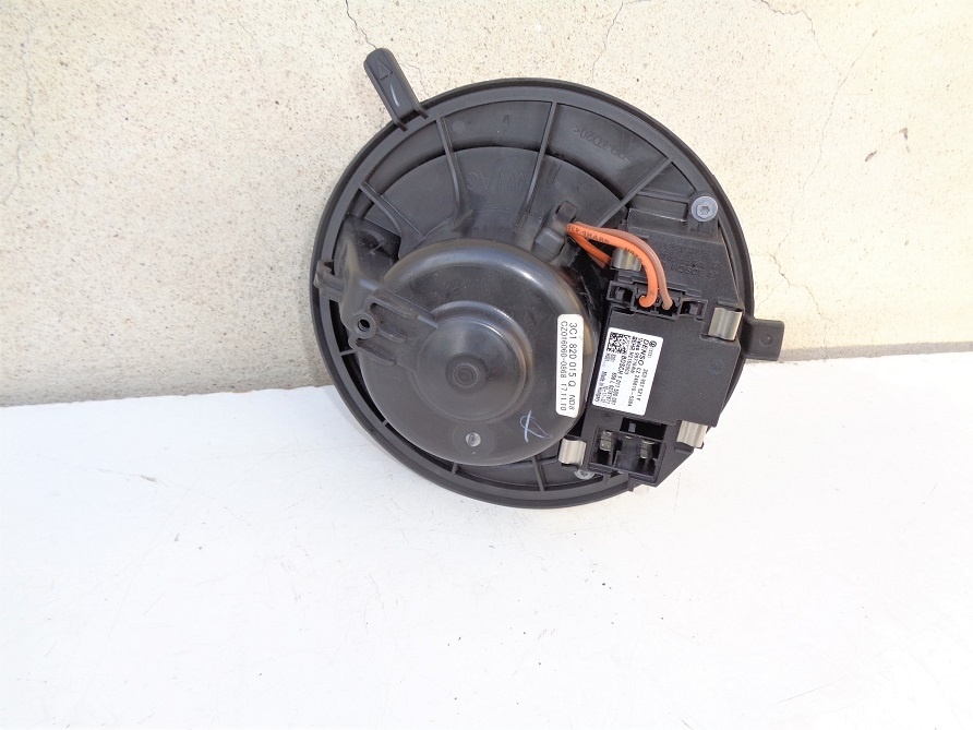 VW Škoda Audi Seat ventilátor topení s regulátorem - 6