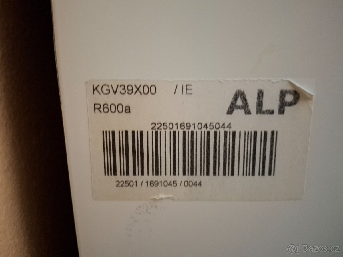 Lednička s mrazákem BOSH - 6