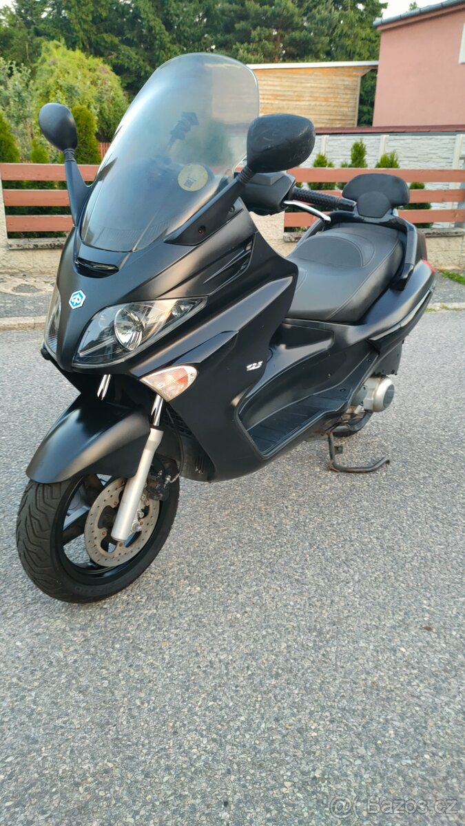 Piaggio Xevo 125 - 6