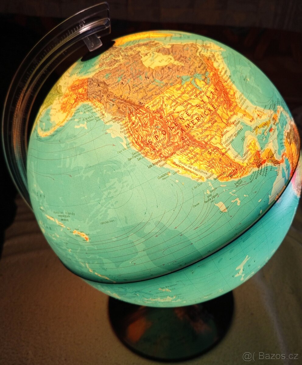 SVÍTÍCÍ GLOBUS - 6