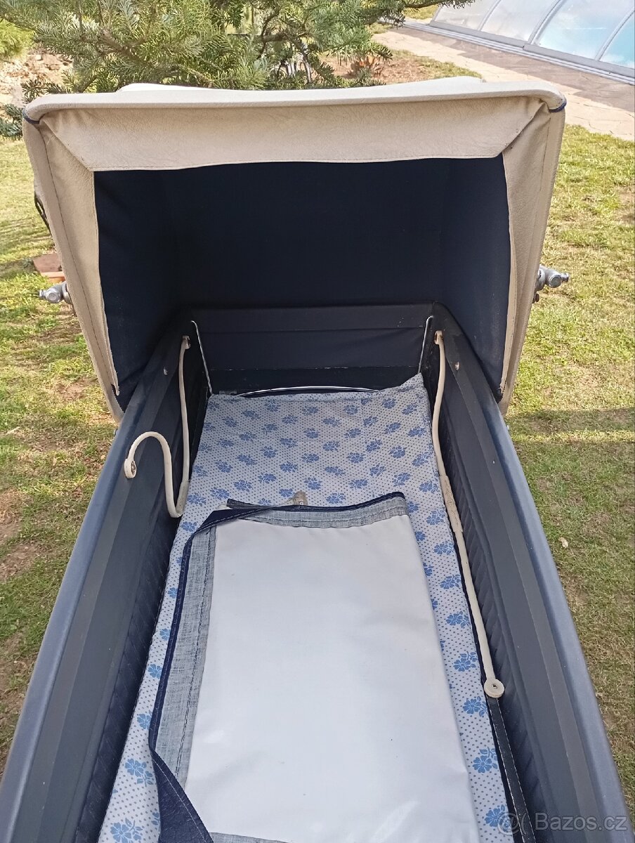 Retro kočárek na dítě - 6