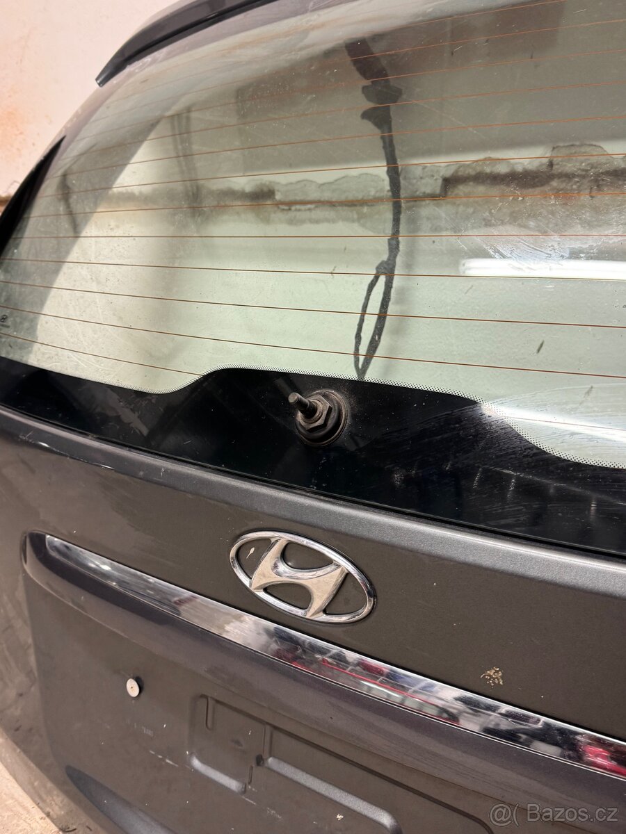 Hyundai i30 SW, zadní 5. (páté) dveře - 6