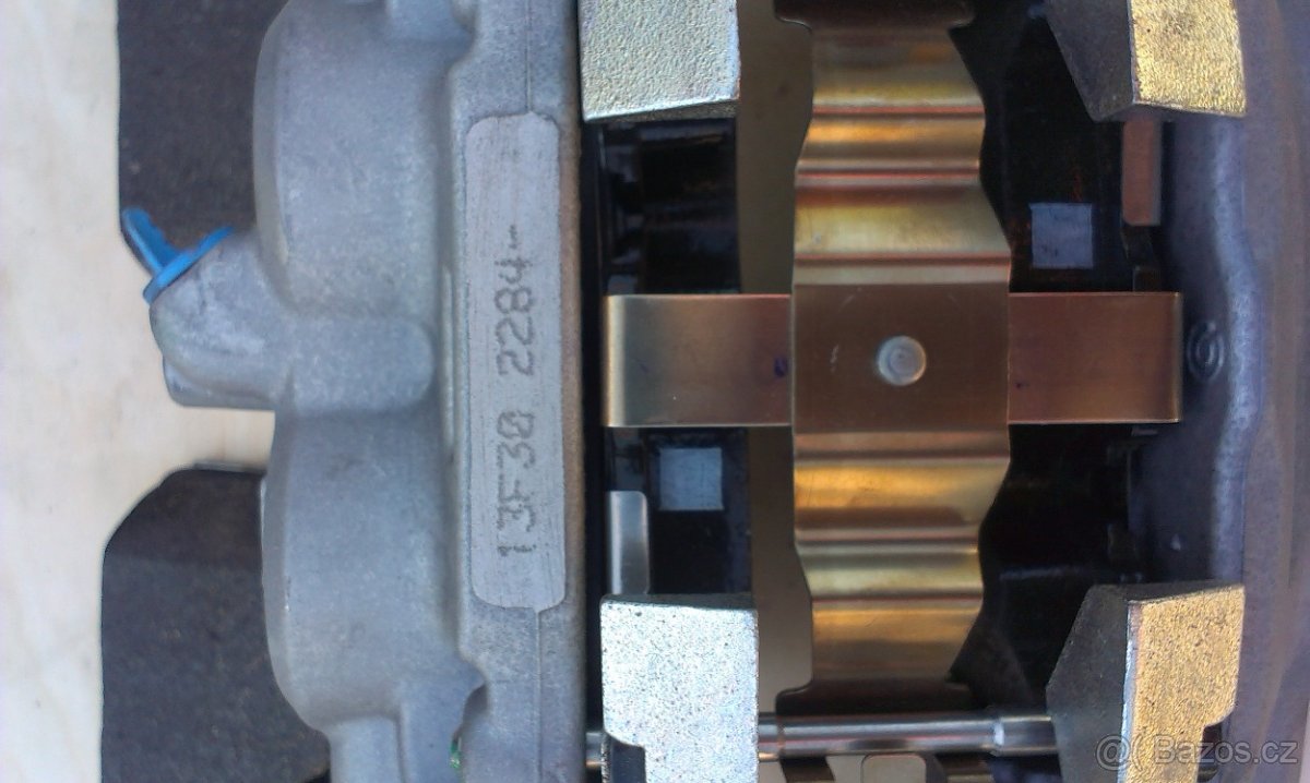 Brzdový třmen , brzdič brembo BMW - 6