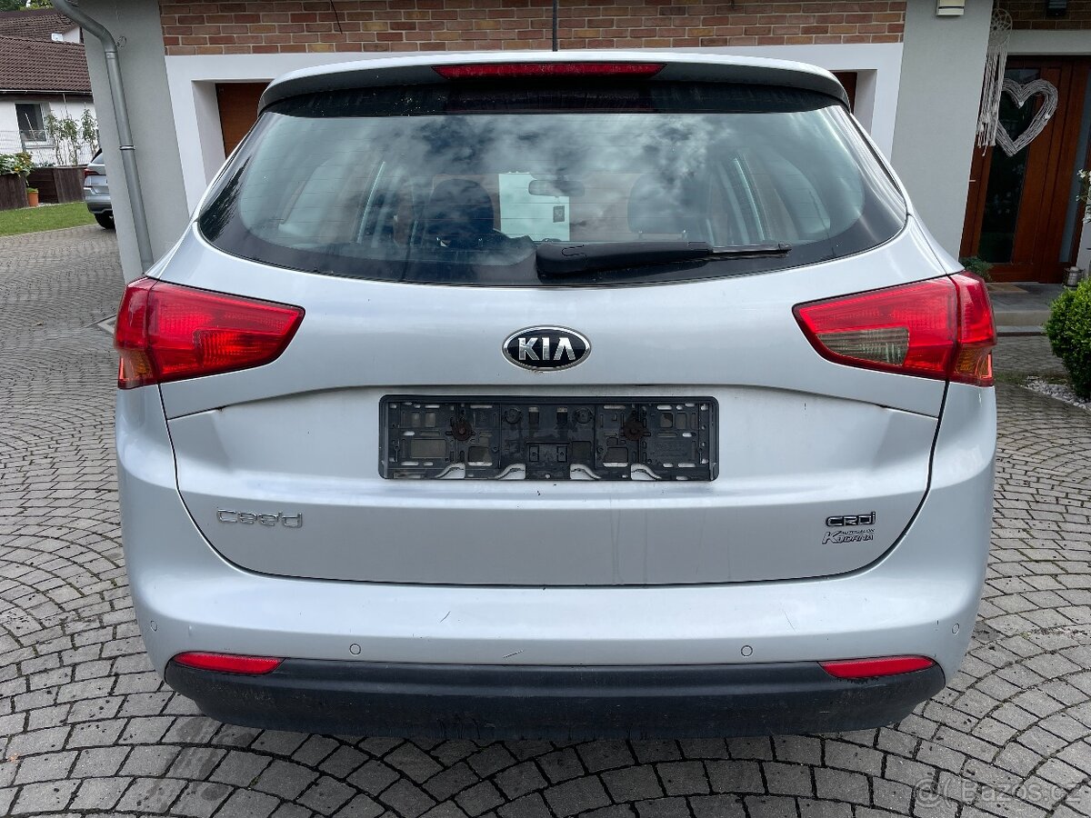KIa Ceed 1,6 GRDi 100kW - 6