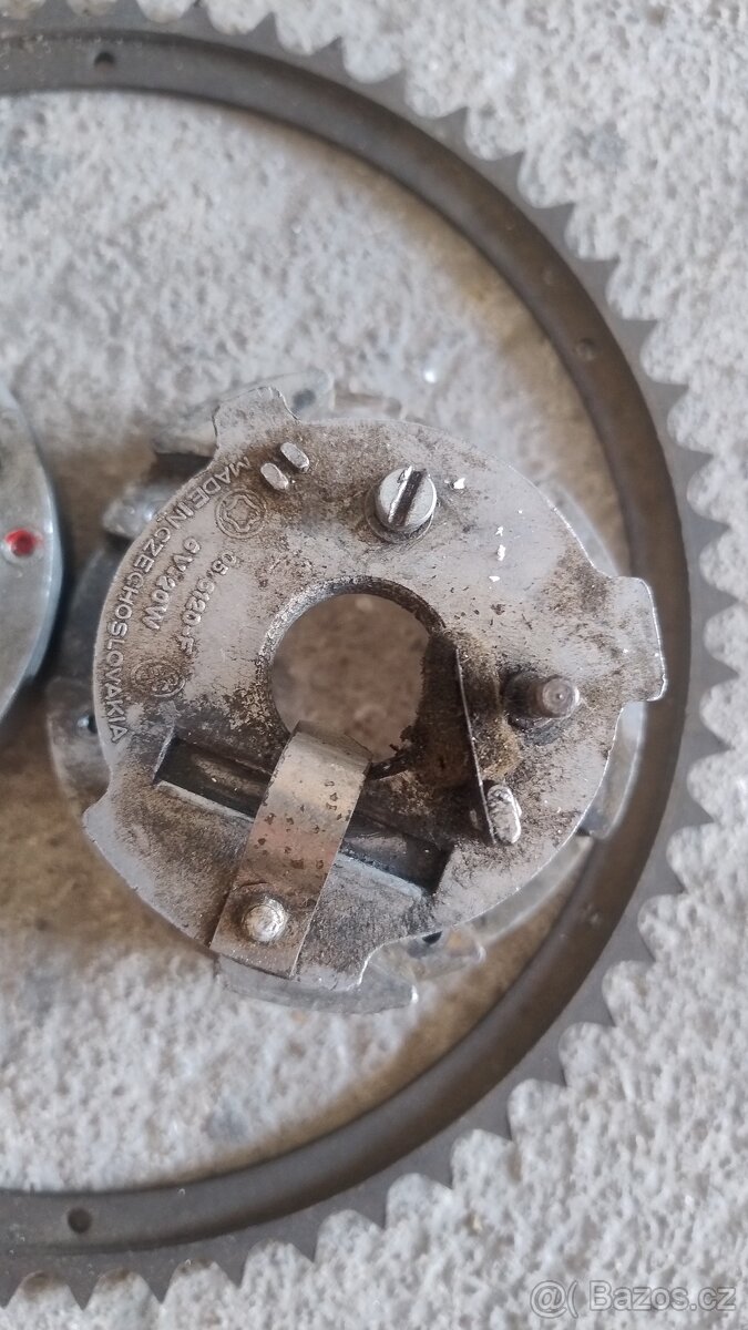 Jawa 50 pionýr díly - 6