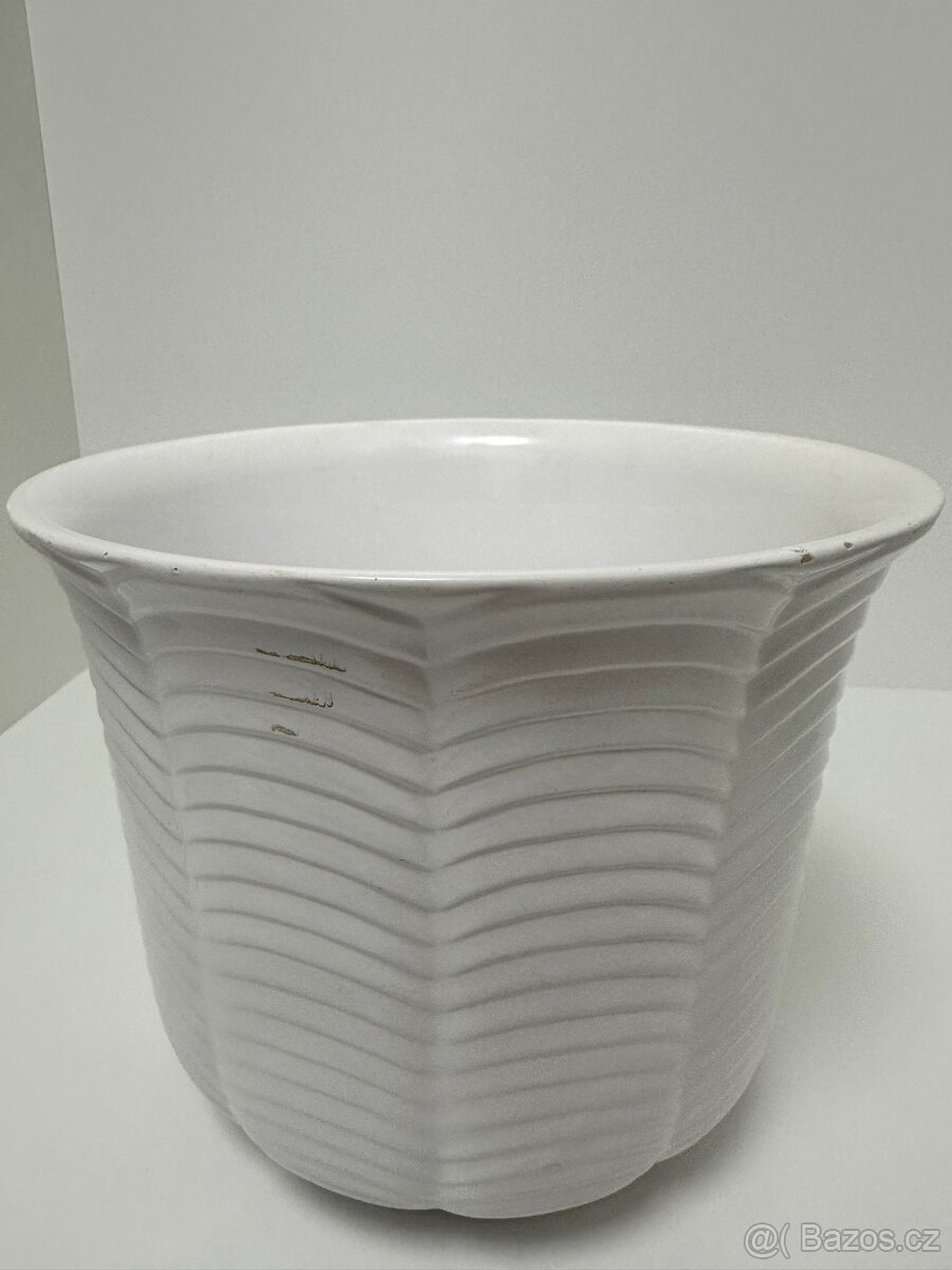 Bílý keramický květináč - 6