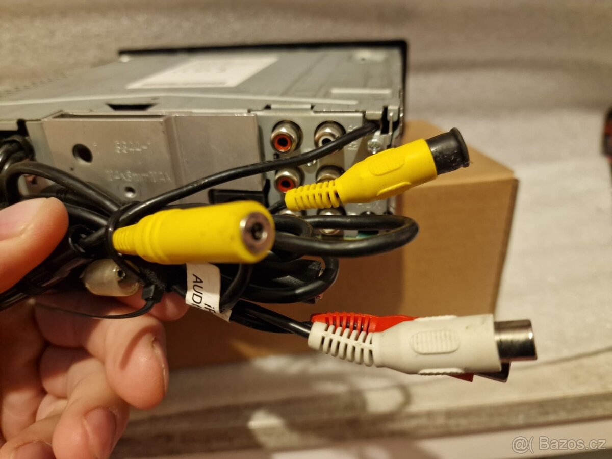 KENWOOD KIV 700 multimediální 1din - 6