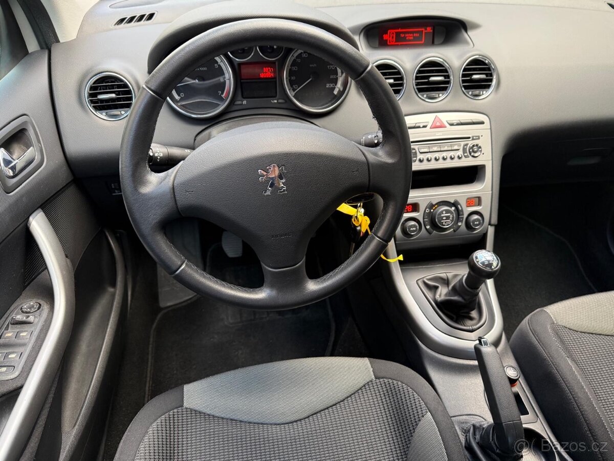 Peugeot 308 1,6i - 6