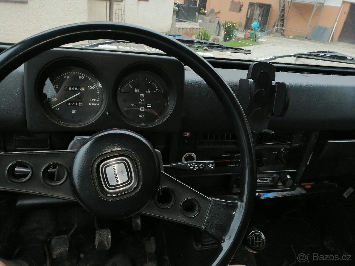 2 Suzuki Samurai - 6