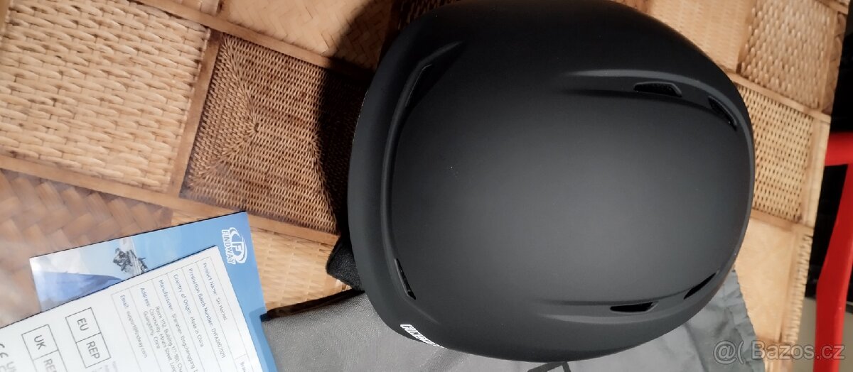 Nová helma na zimní sporty 55-59 cm - 6