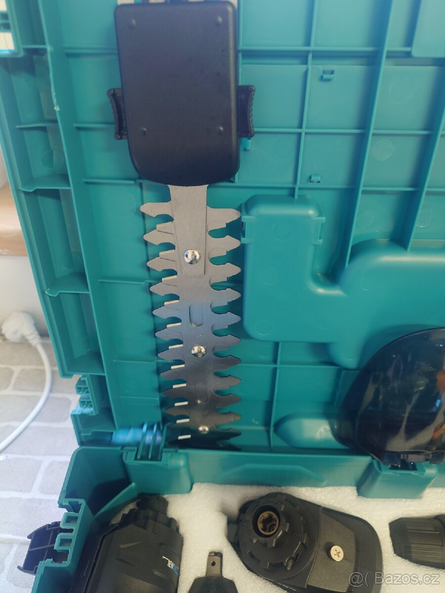 Akumulátorová sada nářadí univerzální - 6