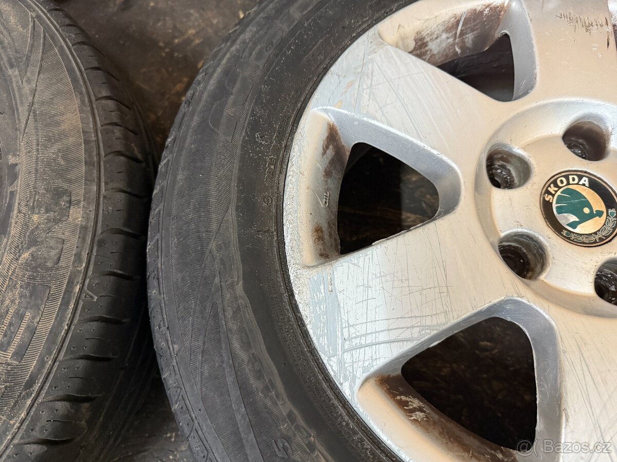 SADA ALU KOL ŠKODA 1Z0601025K 5x112 57,1mm ET47 195/65 R15 - 6