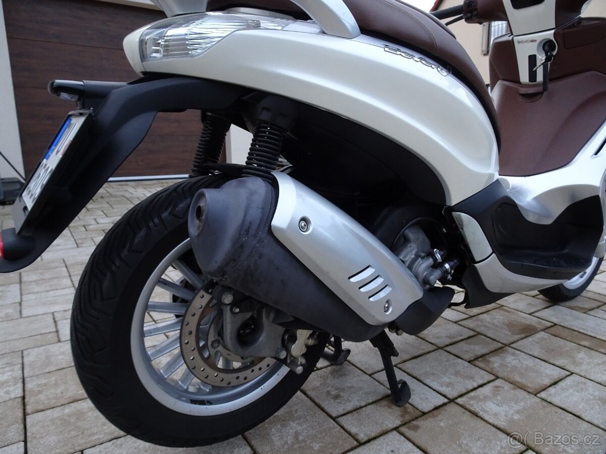 Piaggio Beverly 300 - 6