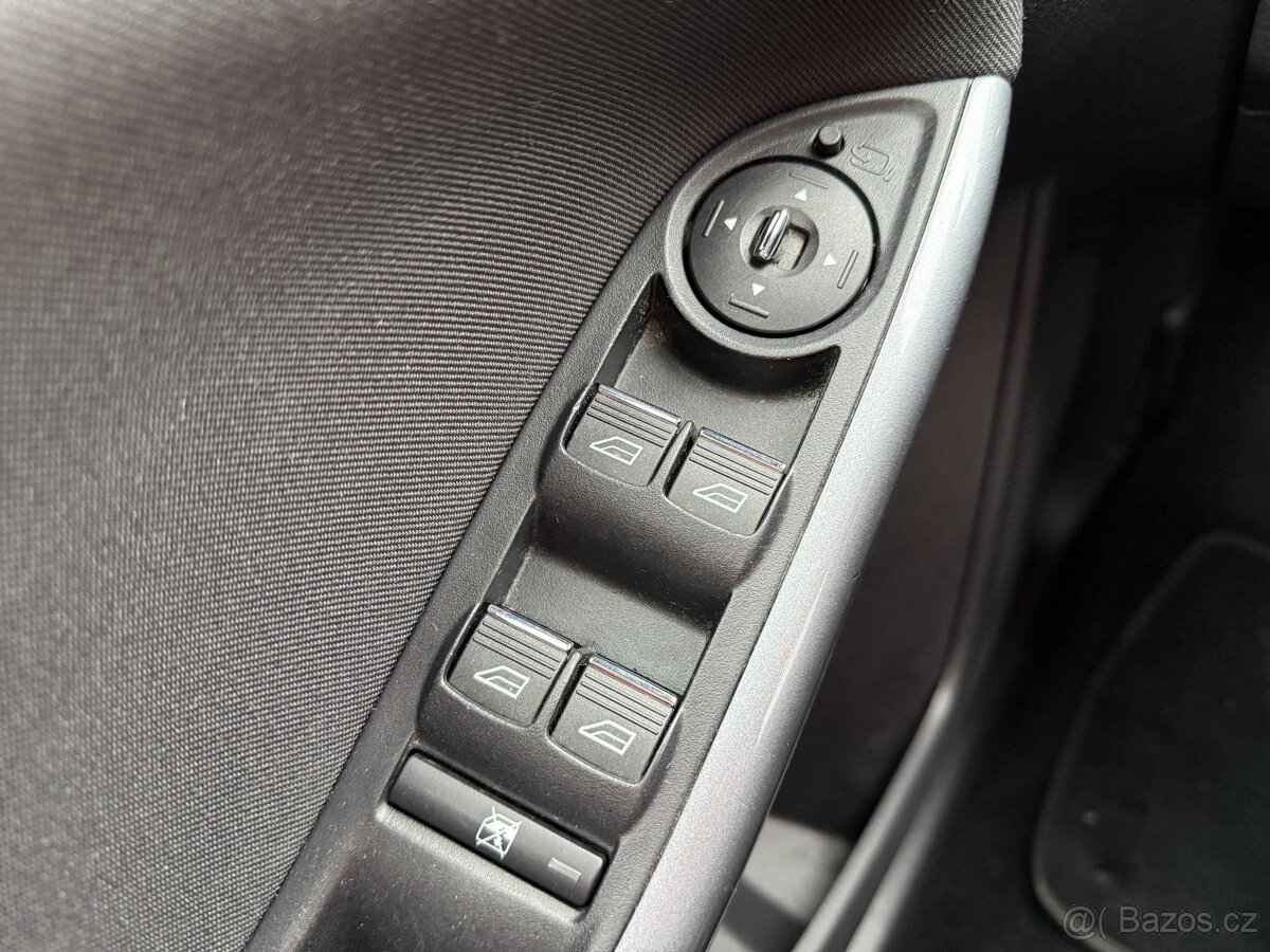 Ford Focus 1.6 Ti-VCT , 92 kW benzín, 2011 - 6