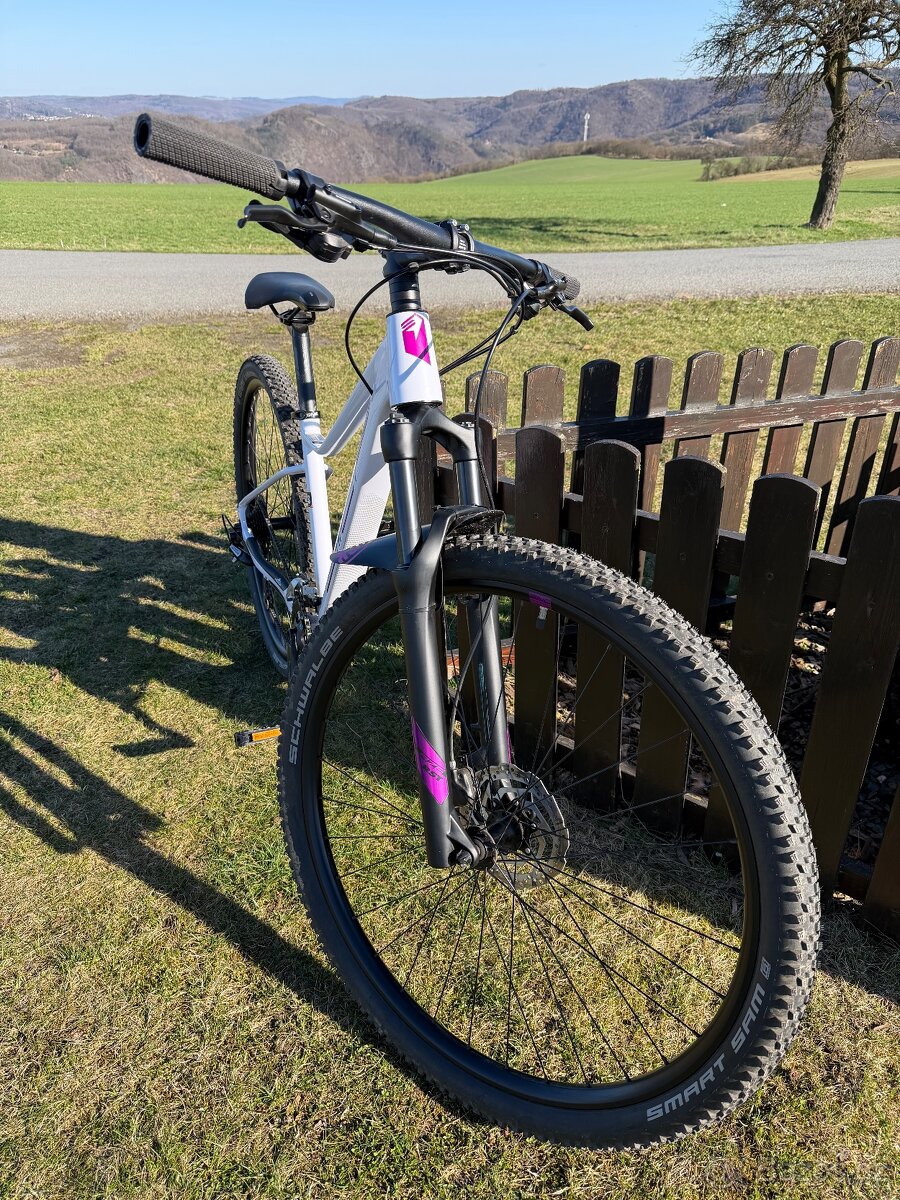 Superior XC819 W - 6