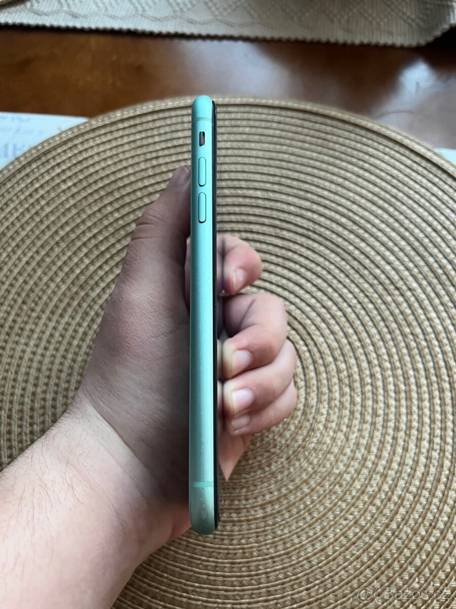 iPhone 11 - 6