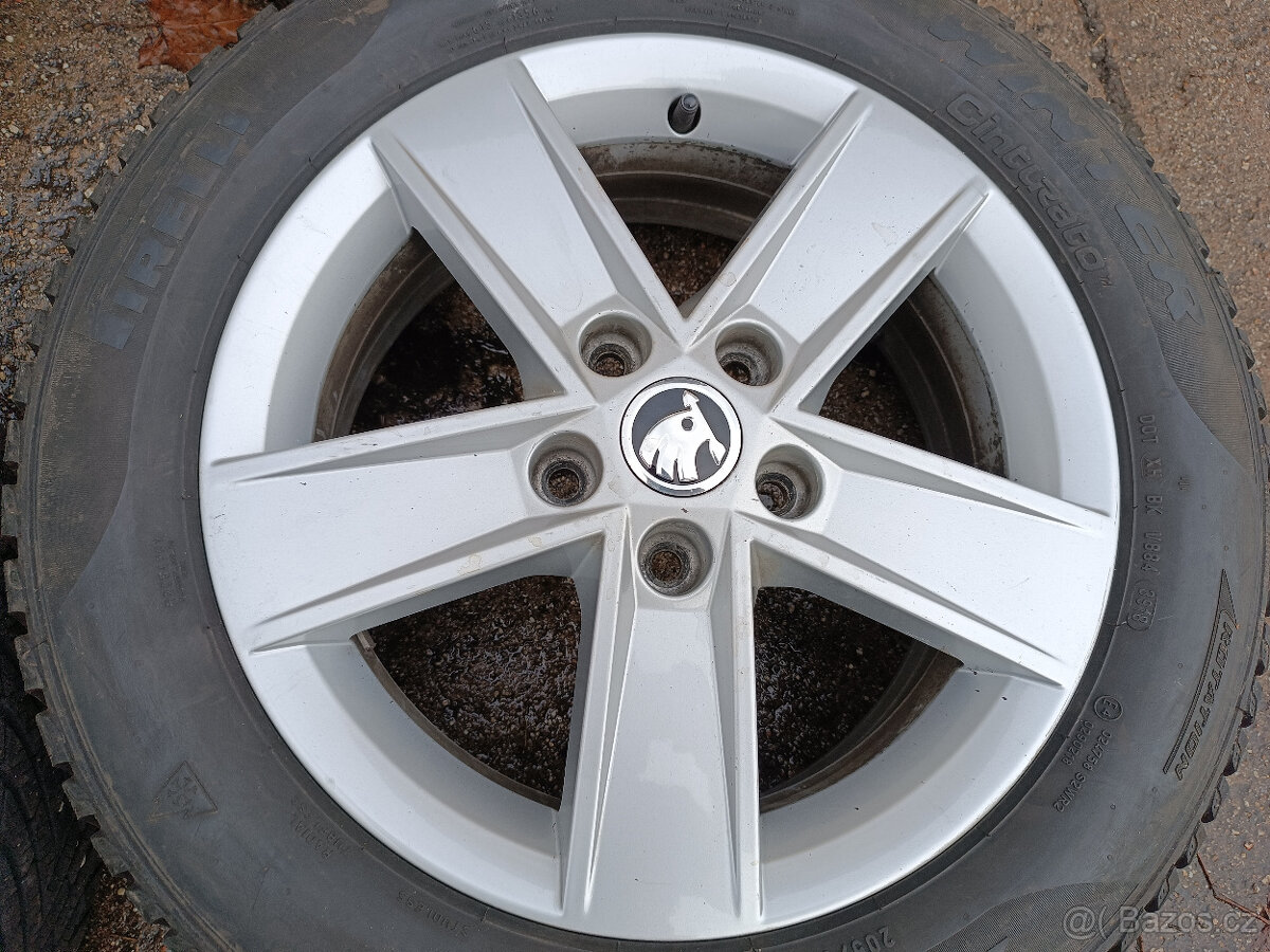 Škoda Octavia III - alu 6x16 et48 + zimní 205/55/16 - 6