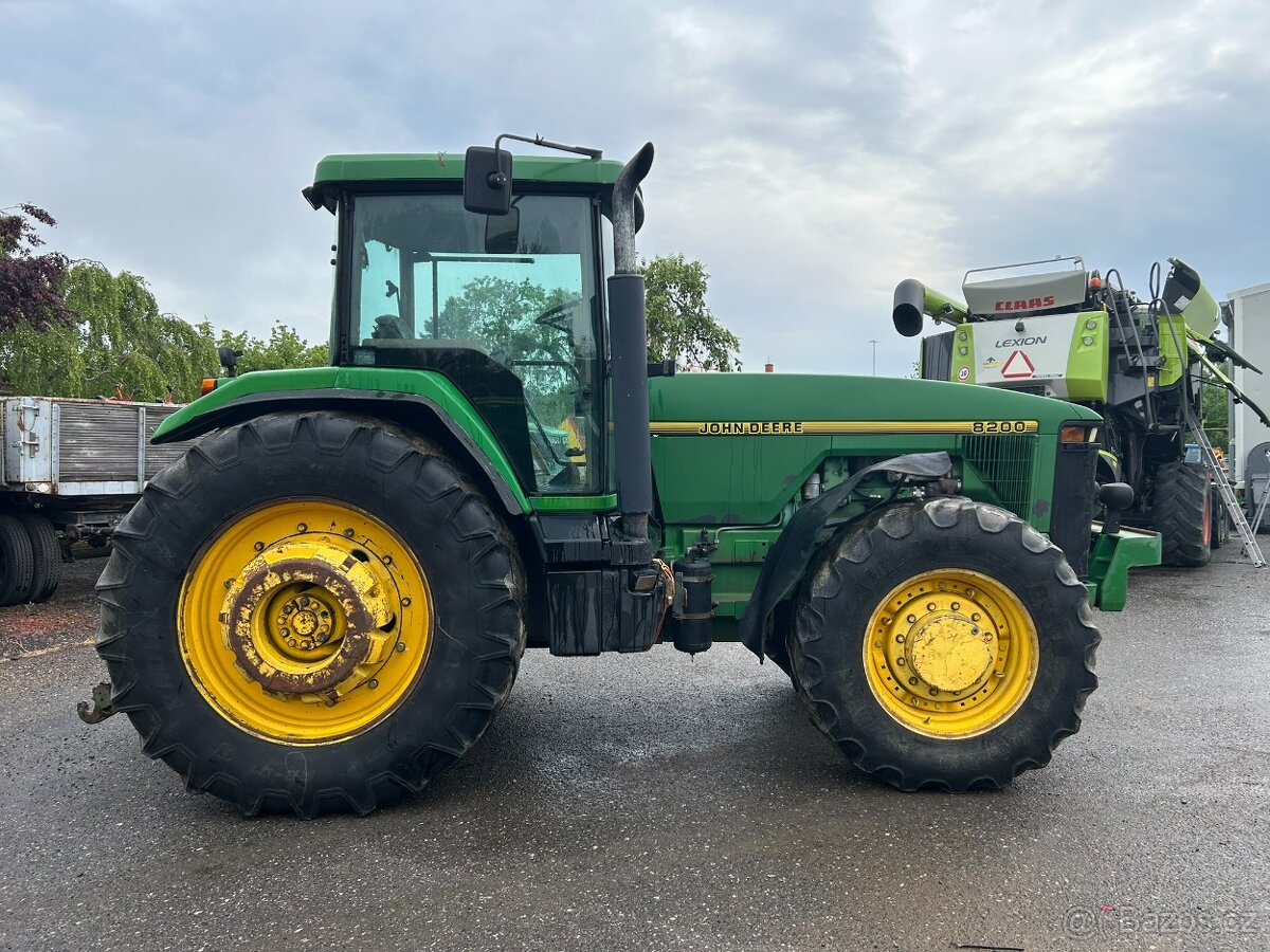 John Deere 8200 - 6