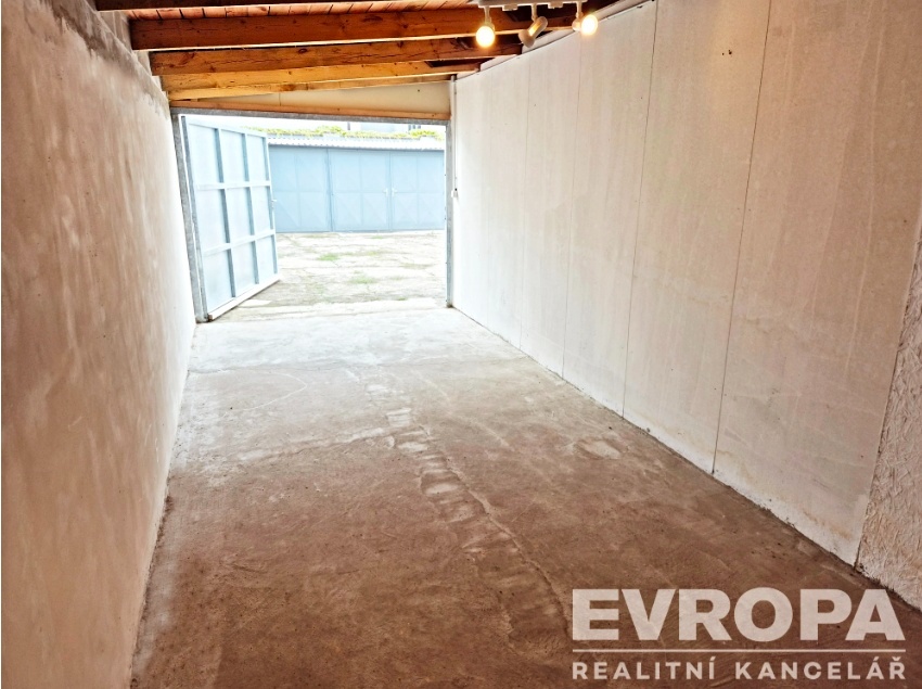 Poděbrady - pronájem sklad / garáž o výměře 20 m² - 6