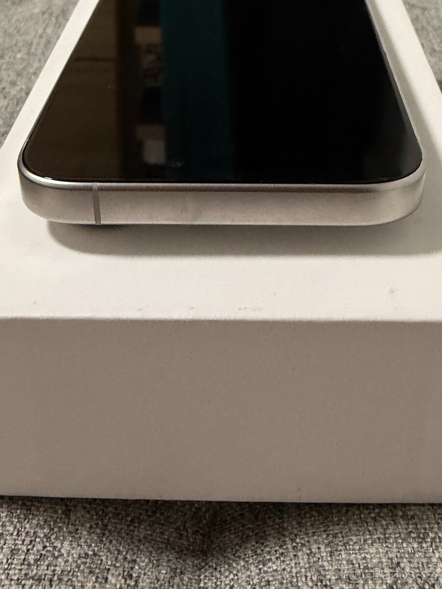 iPhone 15 Pro 128GB Bílý, Baterie 100% - 6